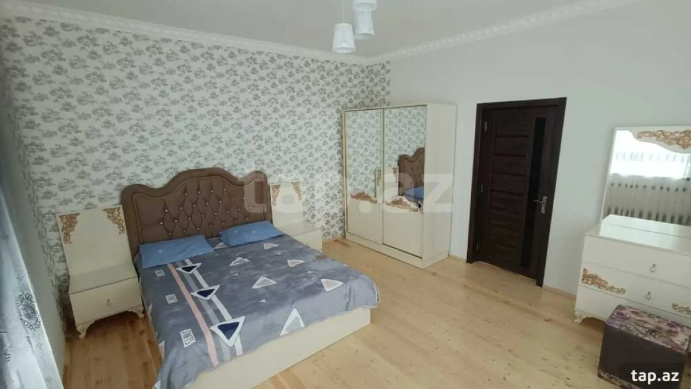 Kirayə verilir 4 otaqlı həyət evi 150 m²