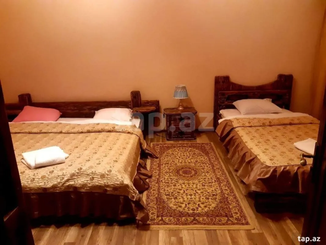 Kirayə verilir 6 otaqlı həyət evi 250 m²