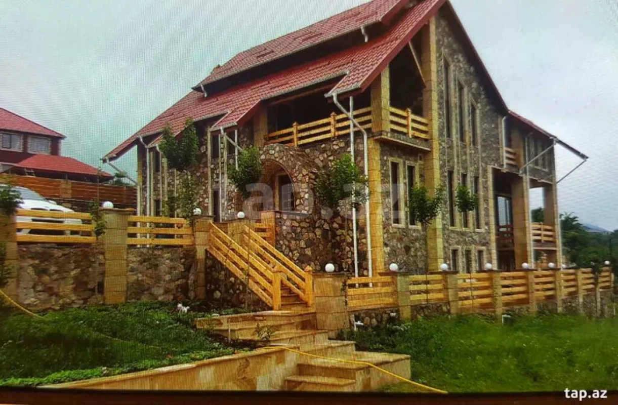 Kirayə verilir 6 otaqlı həyət evi 250 m²