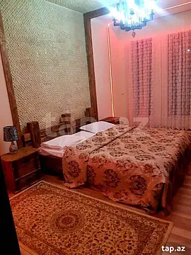 Kirayə verilir 6 otaqlı həyət evi 250 m²