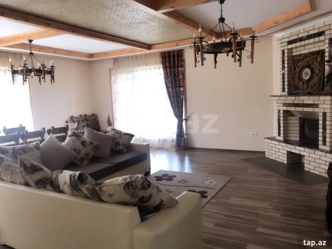 Kirayə verilir 6 otaqlı həyət evi 250 m²