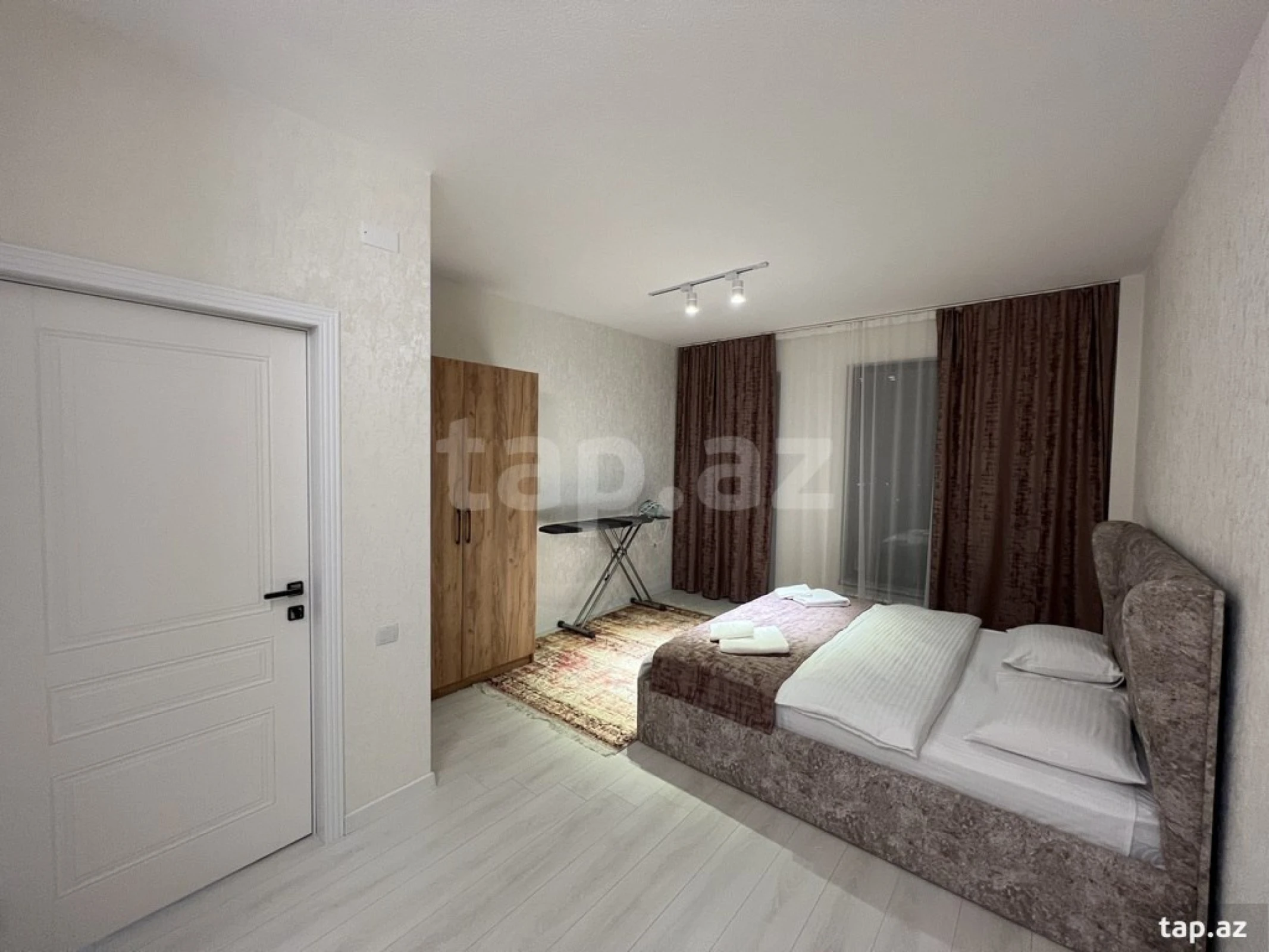 Kirayə verilir 6 otaqlı həyət evi