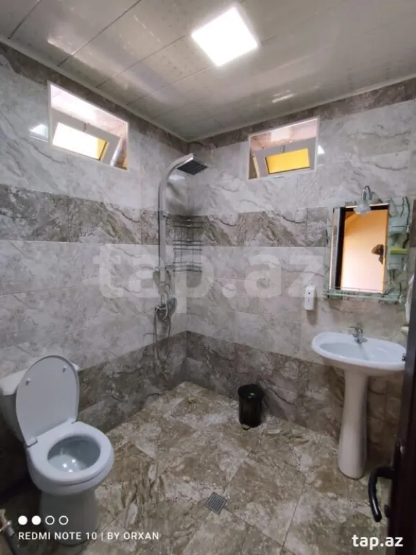 Kirayə verilir 4 otaqlı həyət evi