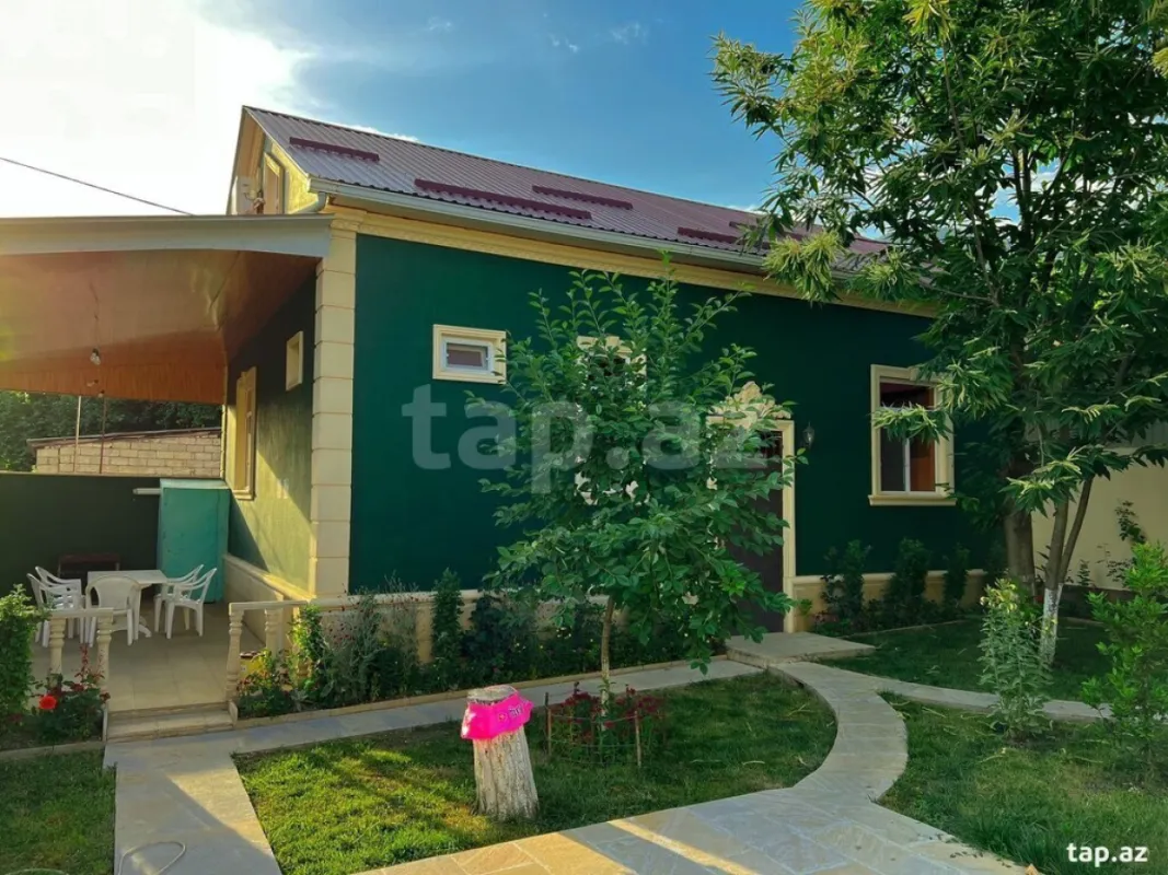 Kirayə verilir 4 otaqlı həyət evi