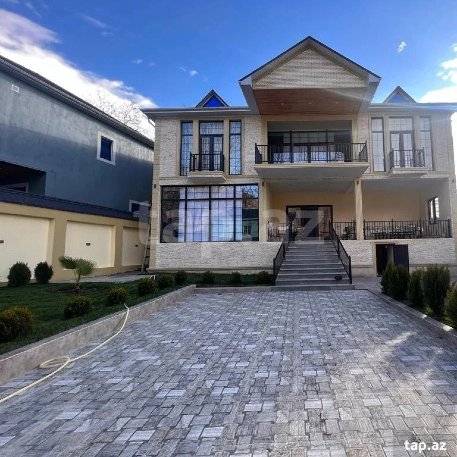 Kirayə verilir 5 otaqlı həyət evi