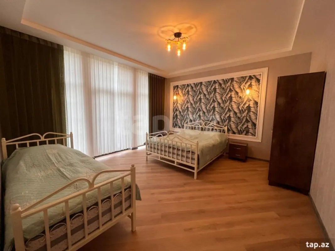 Kirayə verilir 5 otaqlı həyət evi