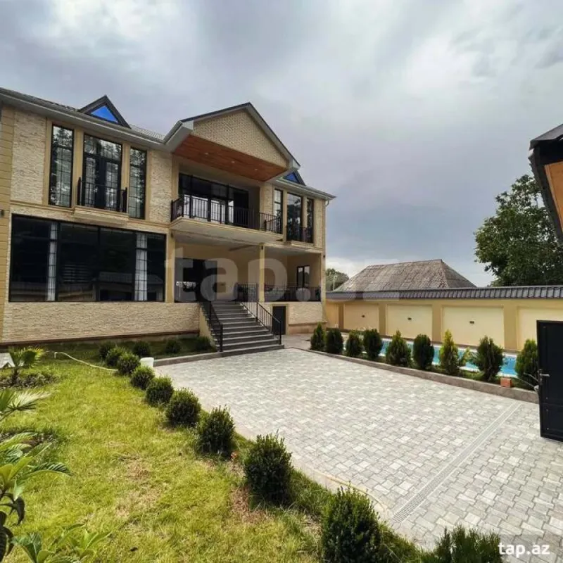 Kirayə verilir 5 otaqlı həyət evi