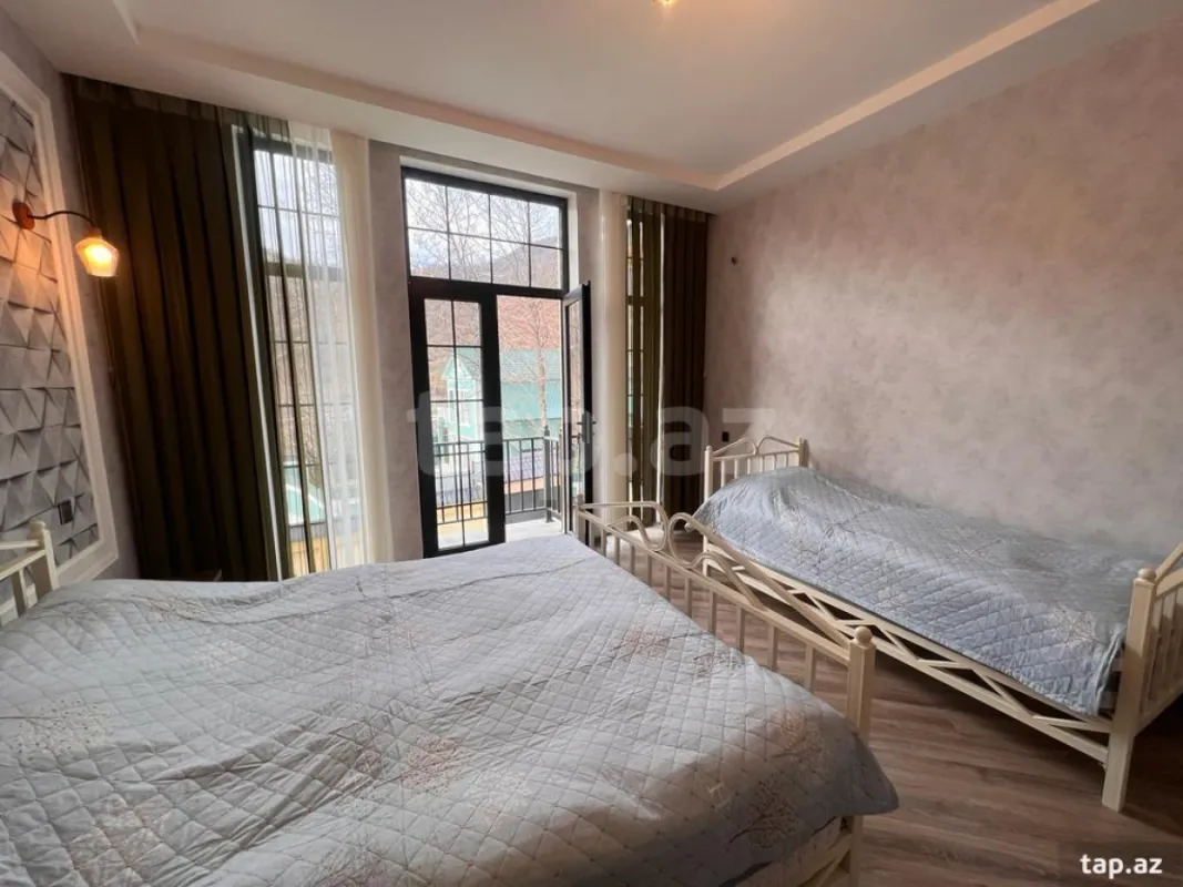 Kirayə verilir 5 otaqlı həyət evi