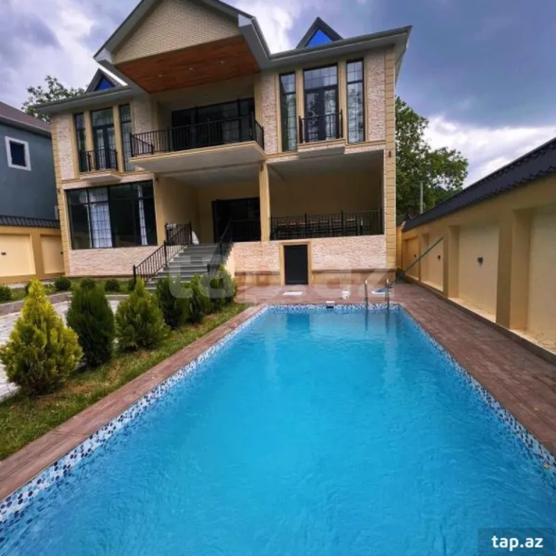 Kirayə verilir 5 otaqlı həyət evi