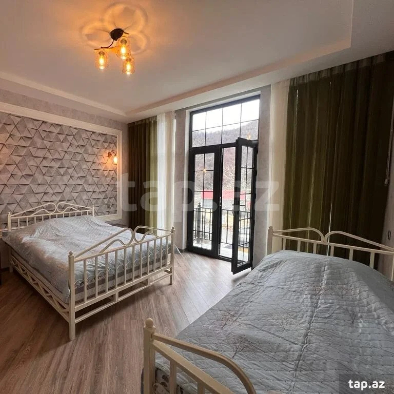 Kirayə verilir 5 otaqlı həyət evi