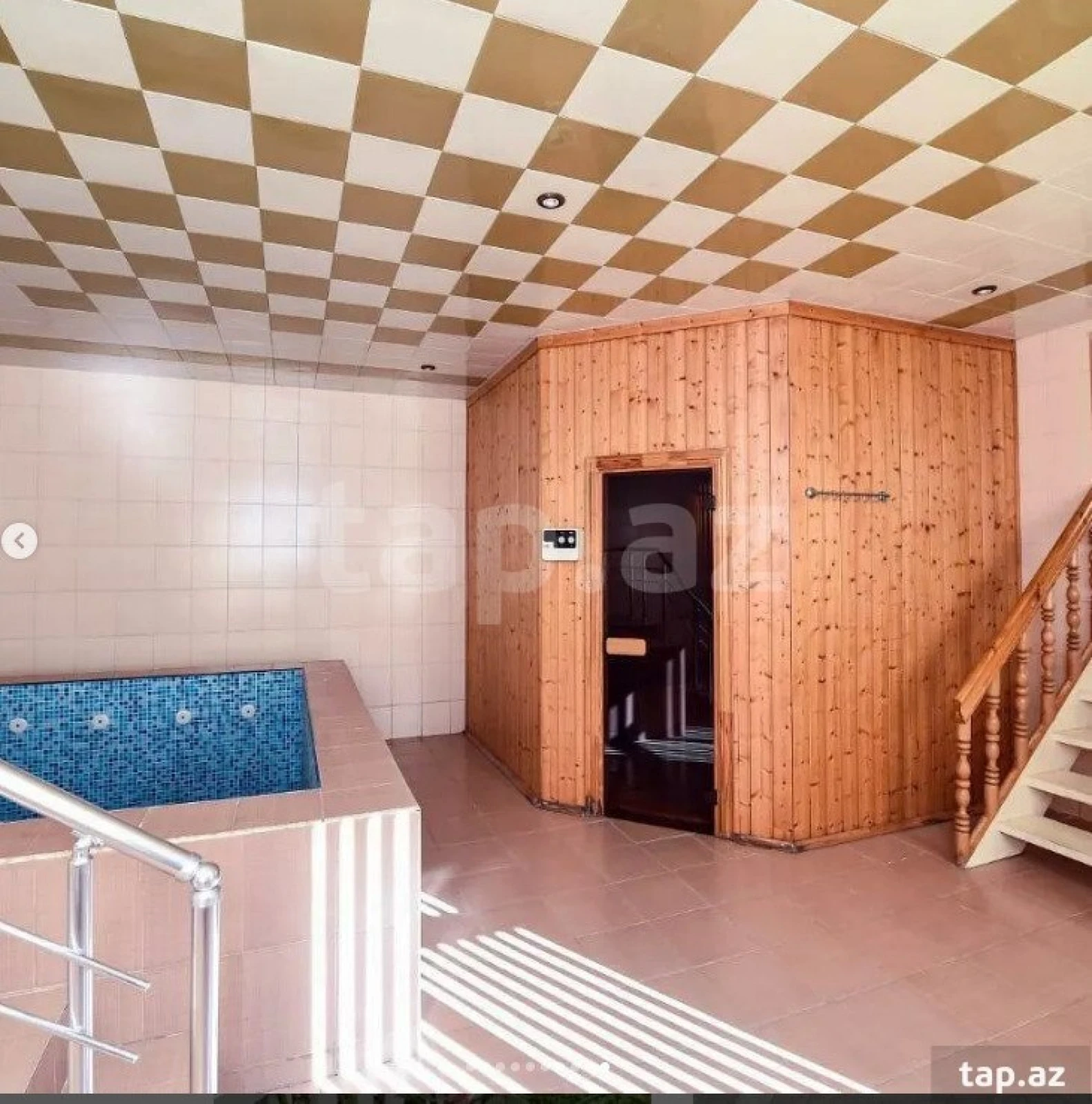 Kirayə verilir 5 otaqlı həyət evi