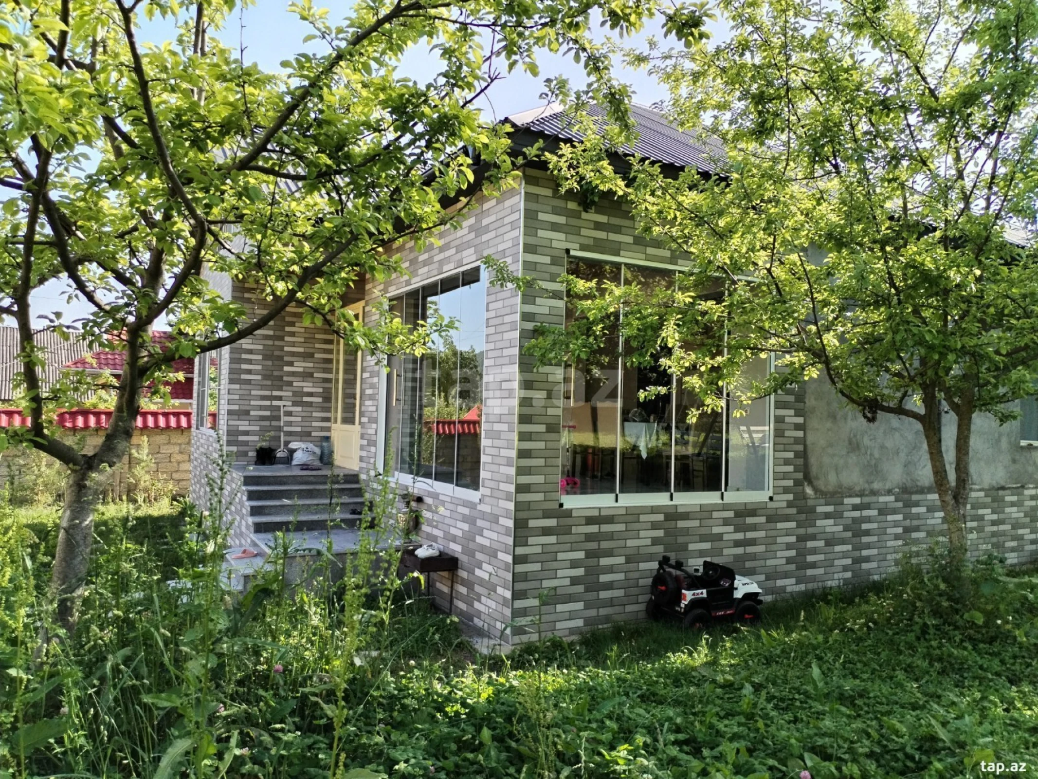 Kirayə verilir 4 otaqlı həyət evi