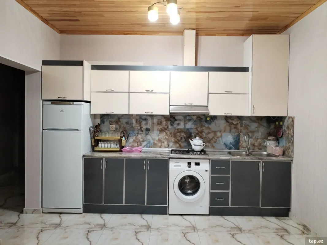 Kirayə verilir 4 otaqlı həyət evi