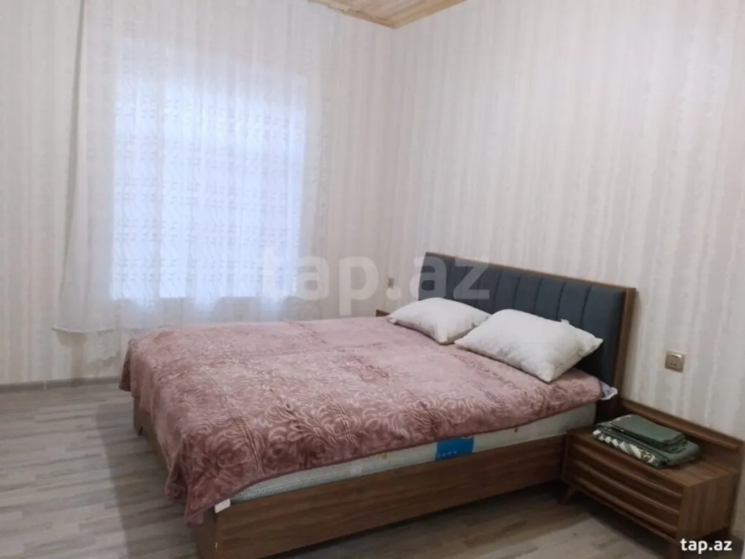 Kirayə verilir 4 otaqlı həyət evi