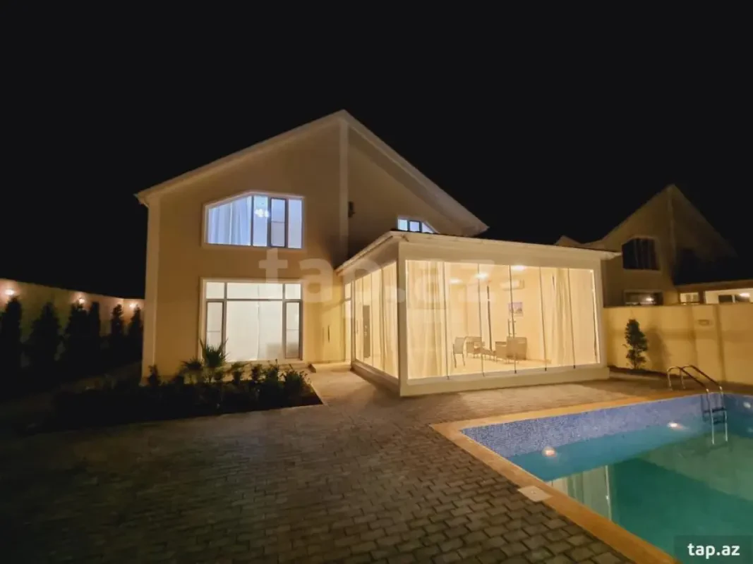 Satılır 5 otaqlı həyət evi 320 m²
