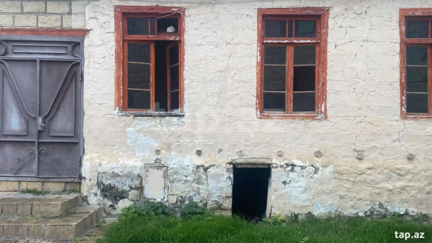 Satılır 3 otaqlı həyət evi