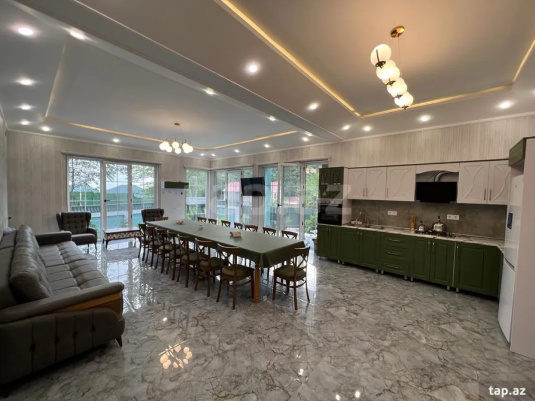 Kirayə verilir 5 otaqlı həyət evi