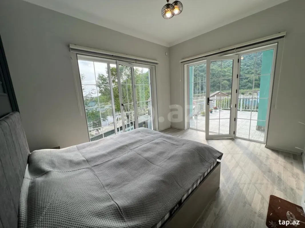 Kirayə verilir 5 otaqlı həyət evi