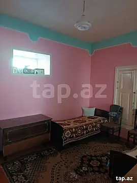 Satılır 4 otaqlı həyət evi