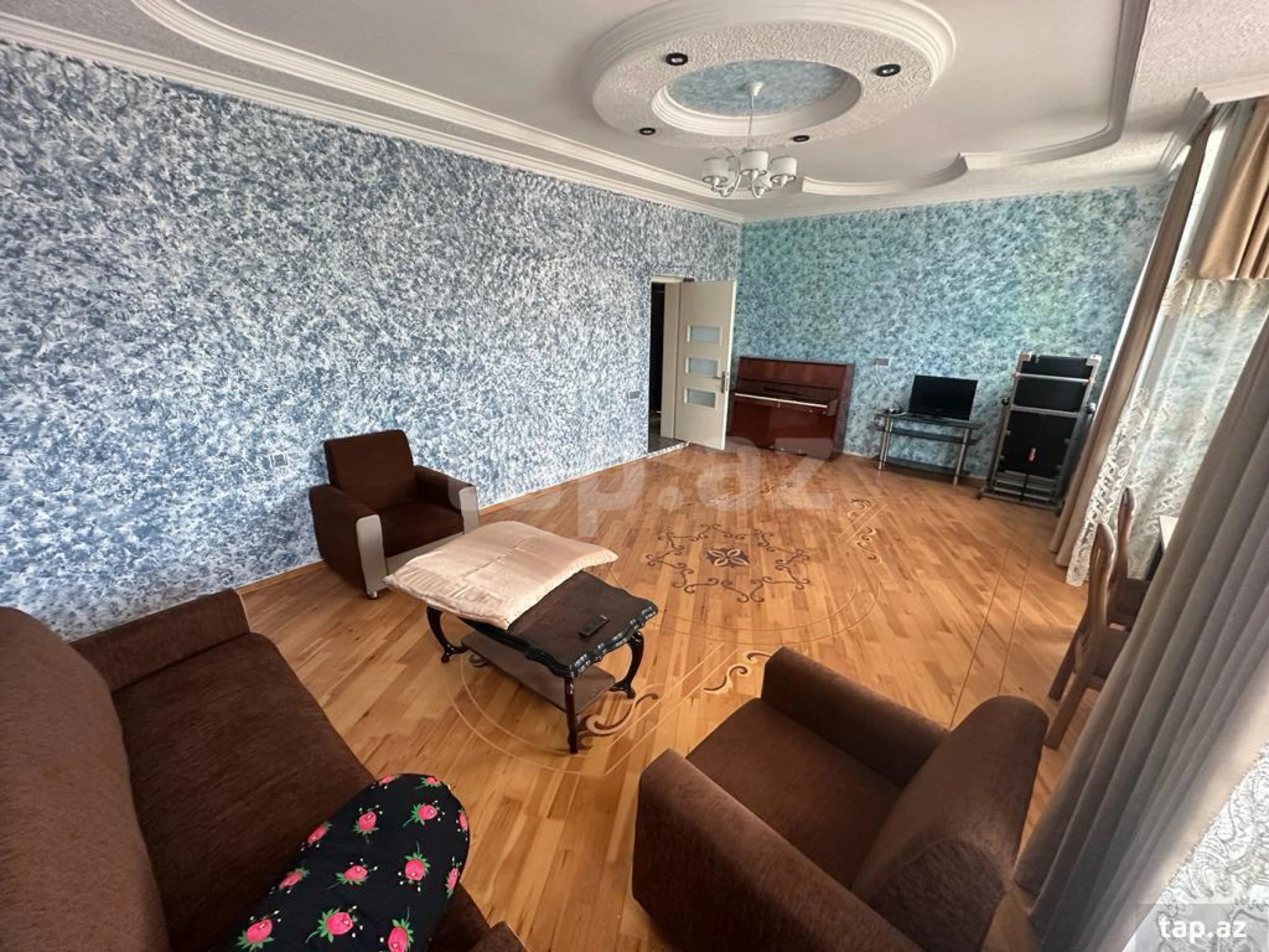 Satılır 5 otaqlı həyət evi 160 m²