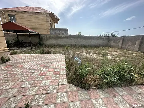 Satılır 5 otaqlı həyət evi 160 m²
