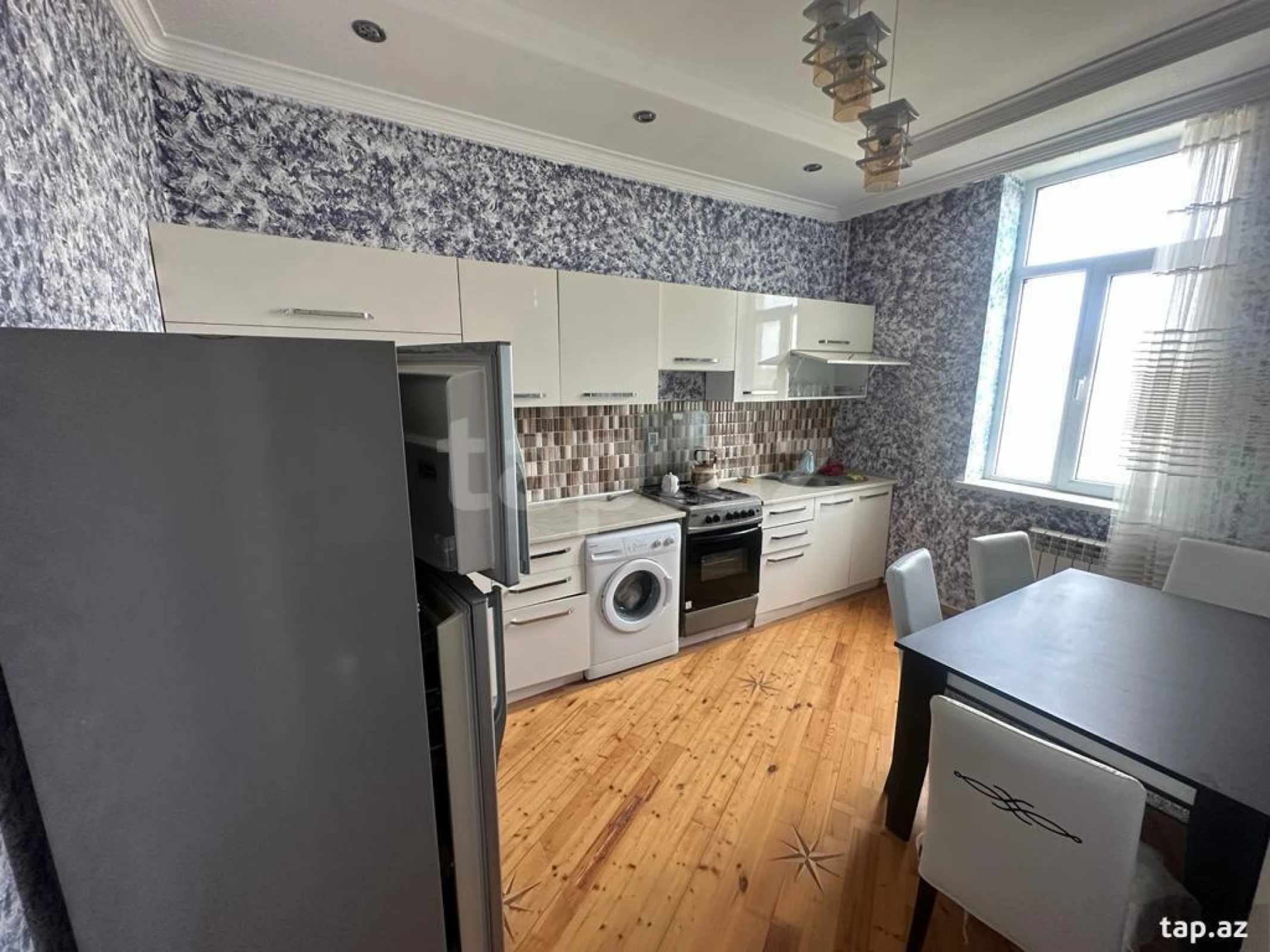 Satılır 5 otaqlı həyət evi 160 m²