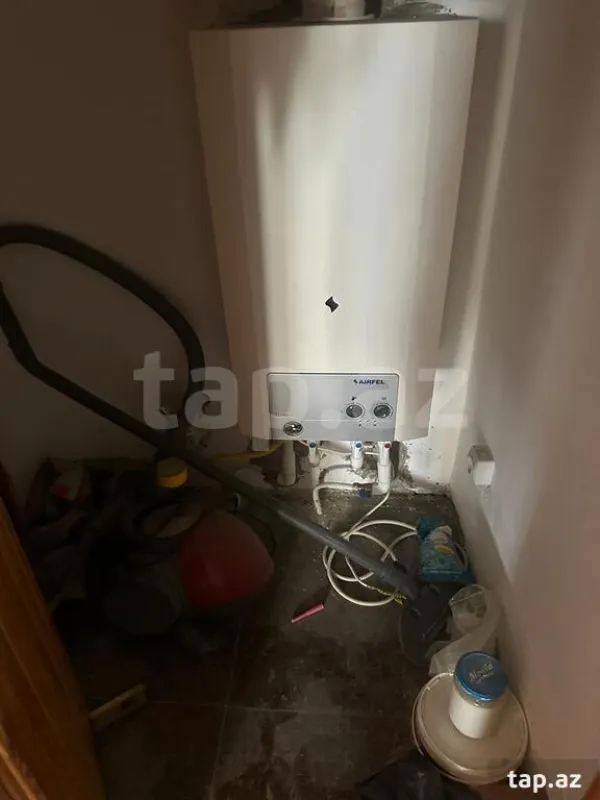 Satılır 5 otaqlı həyət evi 160 m²