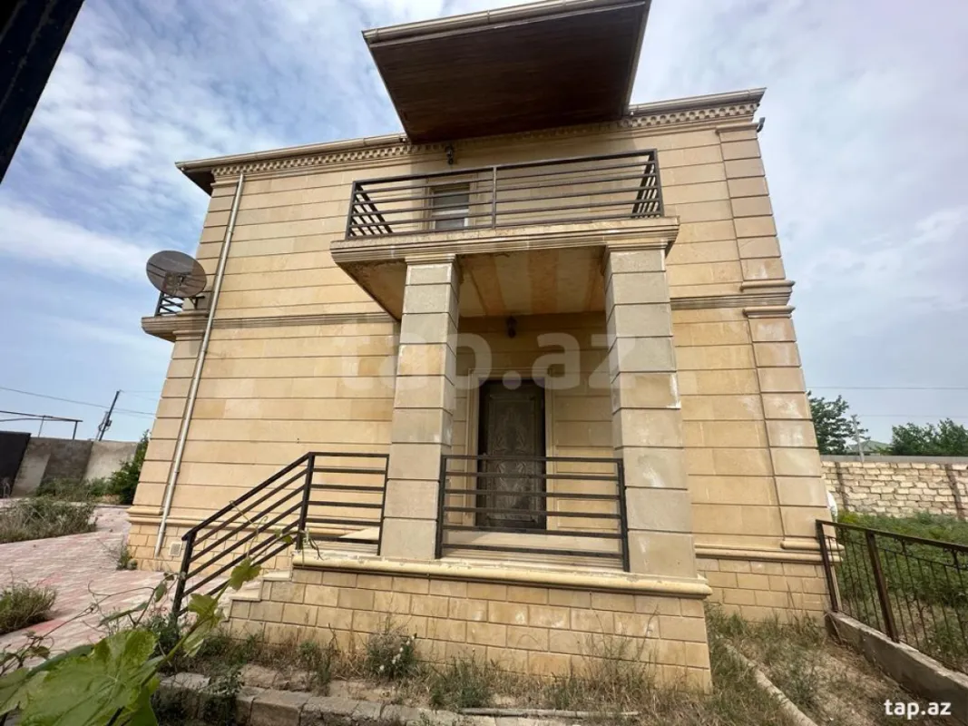 Satılır 5 otaqlı həyət evi 160 m²