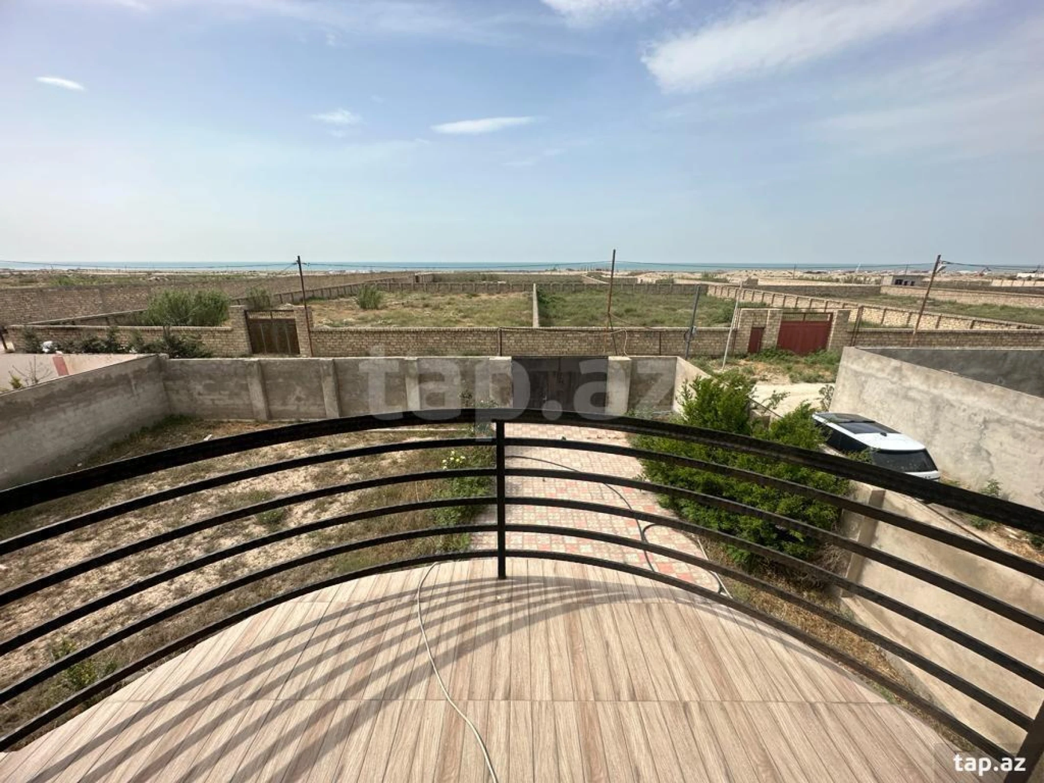 Satılır 5 otaqlı həyət evi 160 m²