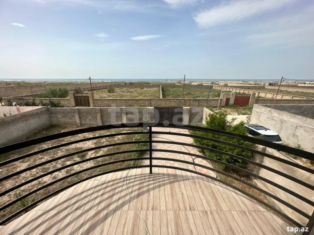 Satılır 5 otaqlı həyət evi 160 m²