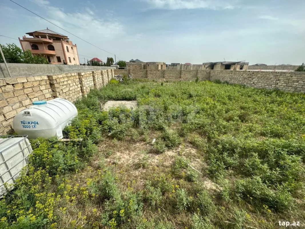 Satılır 5 otaqlı həyət evi 160 m²