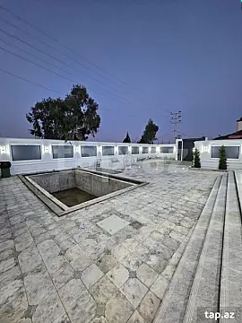 Satılır 9 otaqlı həyət evi