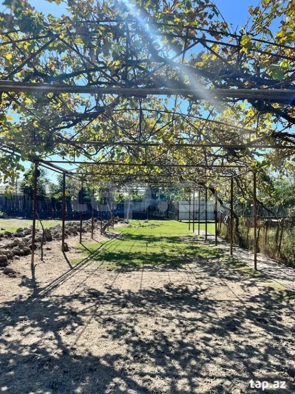 Satılır 5 otaqlı həyət evi 150 m²