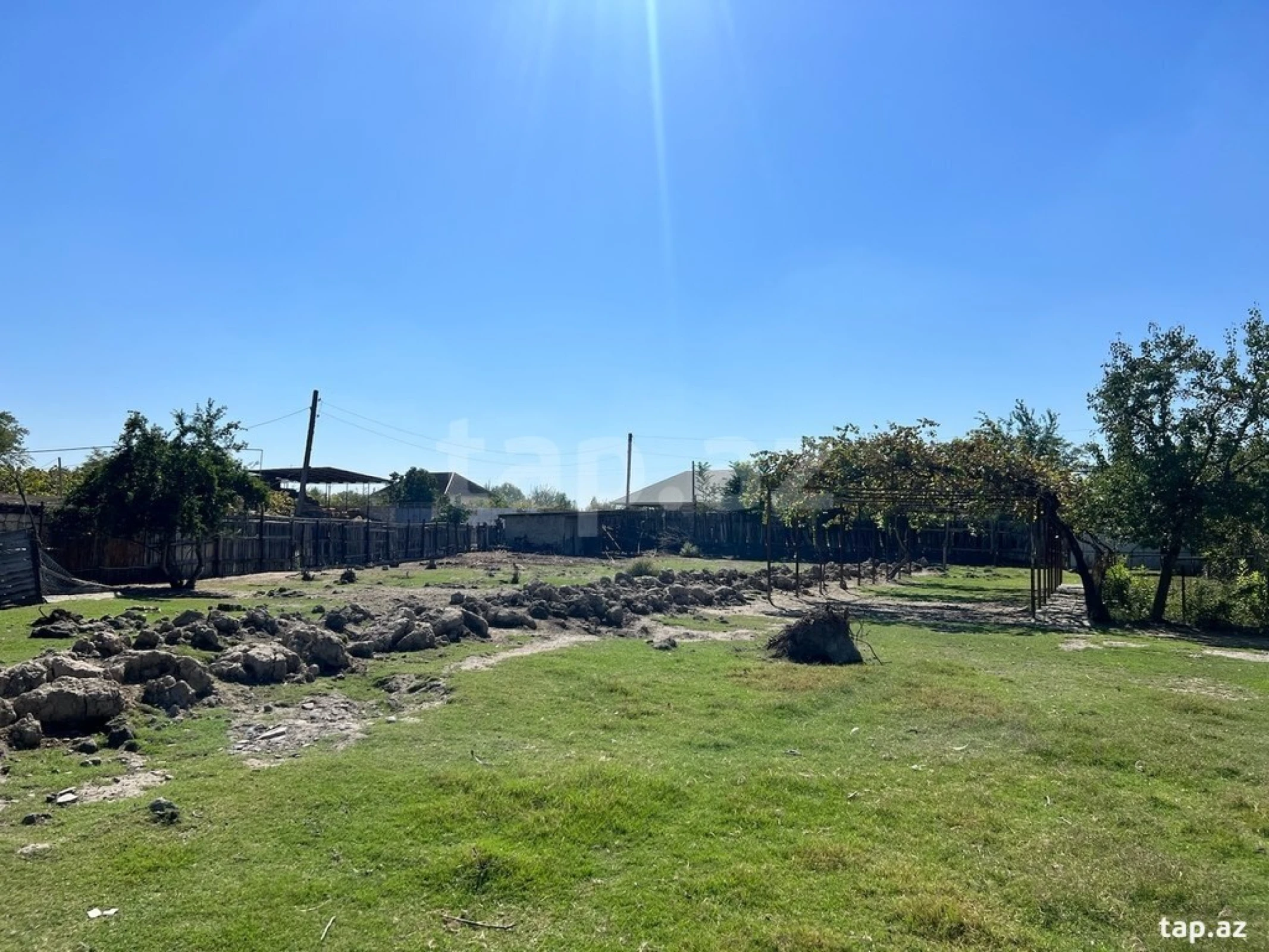 Satılır 5 otaqlı həyət evi 150 m²