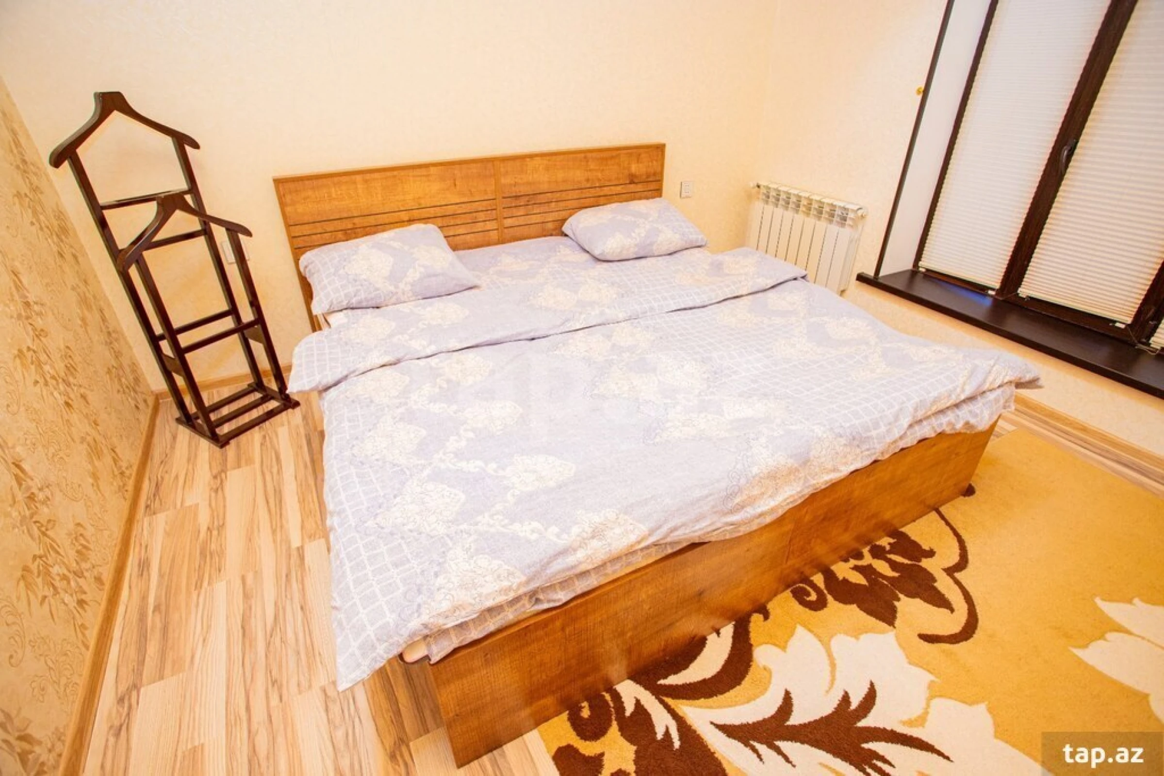 Kirayə verilir 3 otaqlı həyət evi