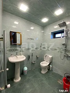 Kirayə verilir 3 otaqlı həyət evi