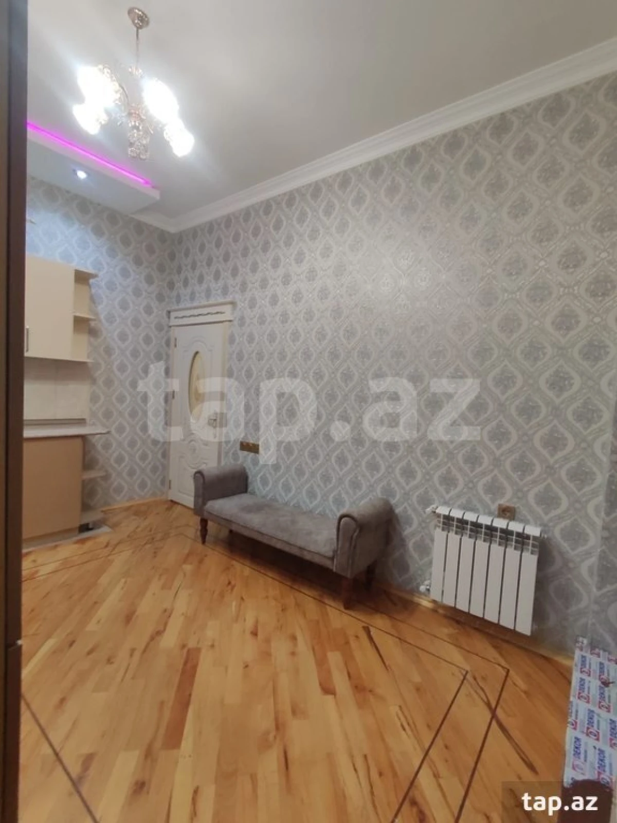 Satılır 8 otaqlı həyət evi