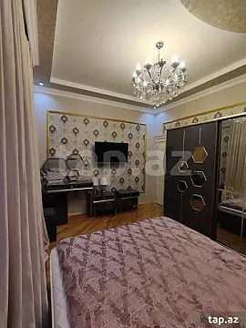 Satılır 8 otaqlı həyət evi