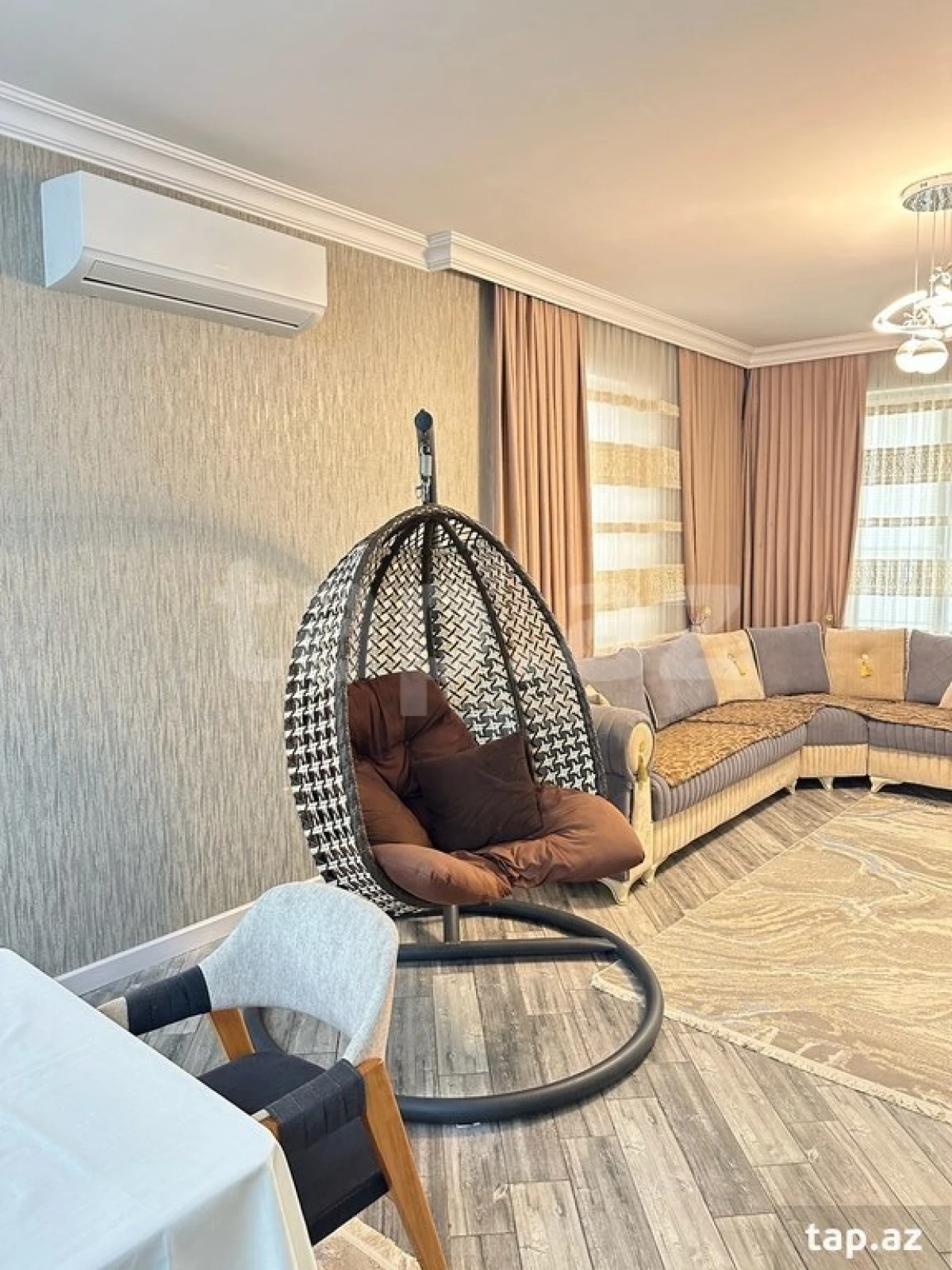 Kirayə verilir 5 otaqlı həyət evi