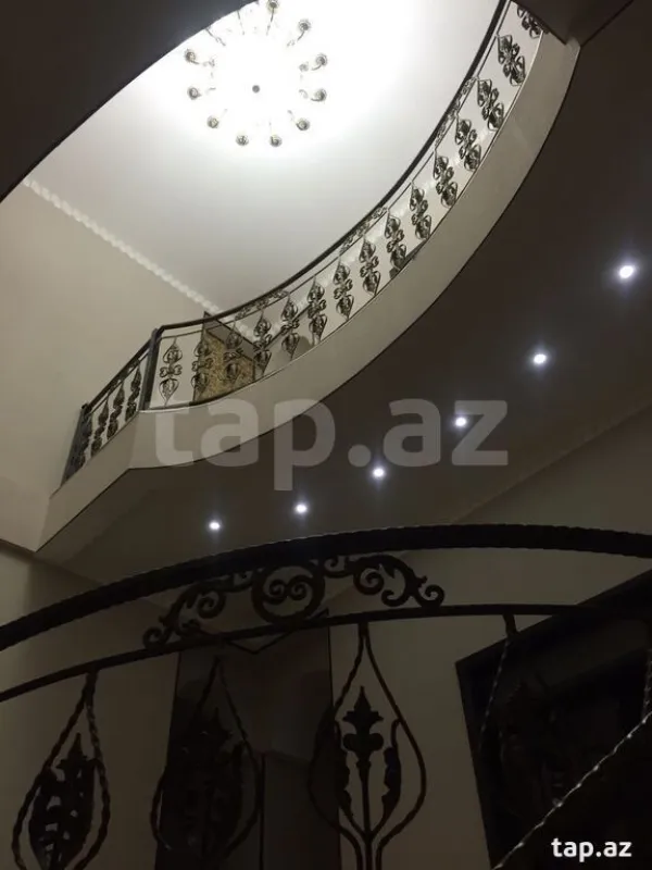Kirayə verilir 5 otaqlı həyət evi