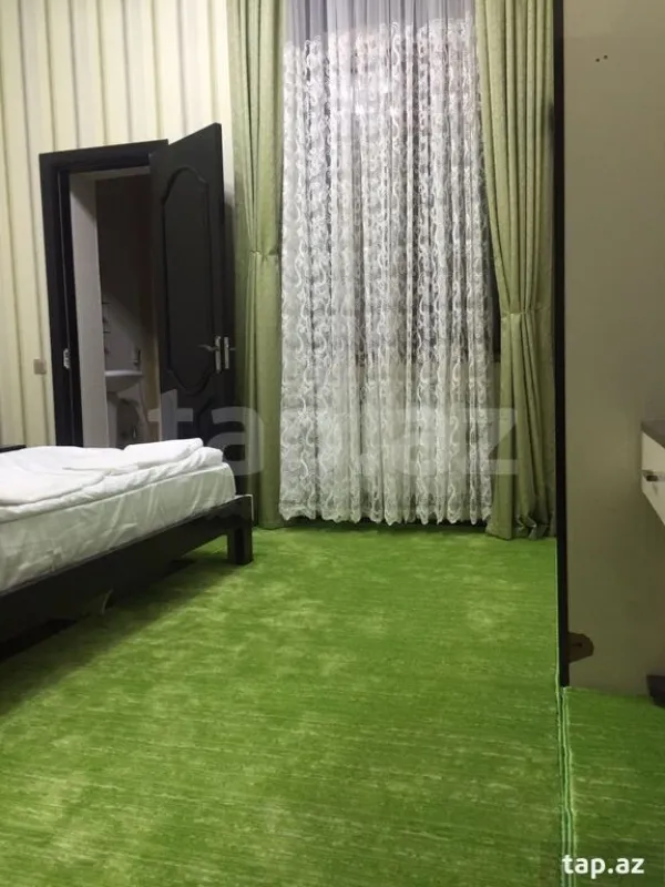 Kirayə verilir 5 otaqlı həyət evi