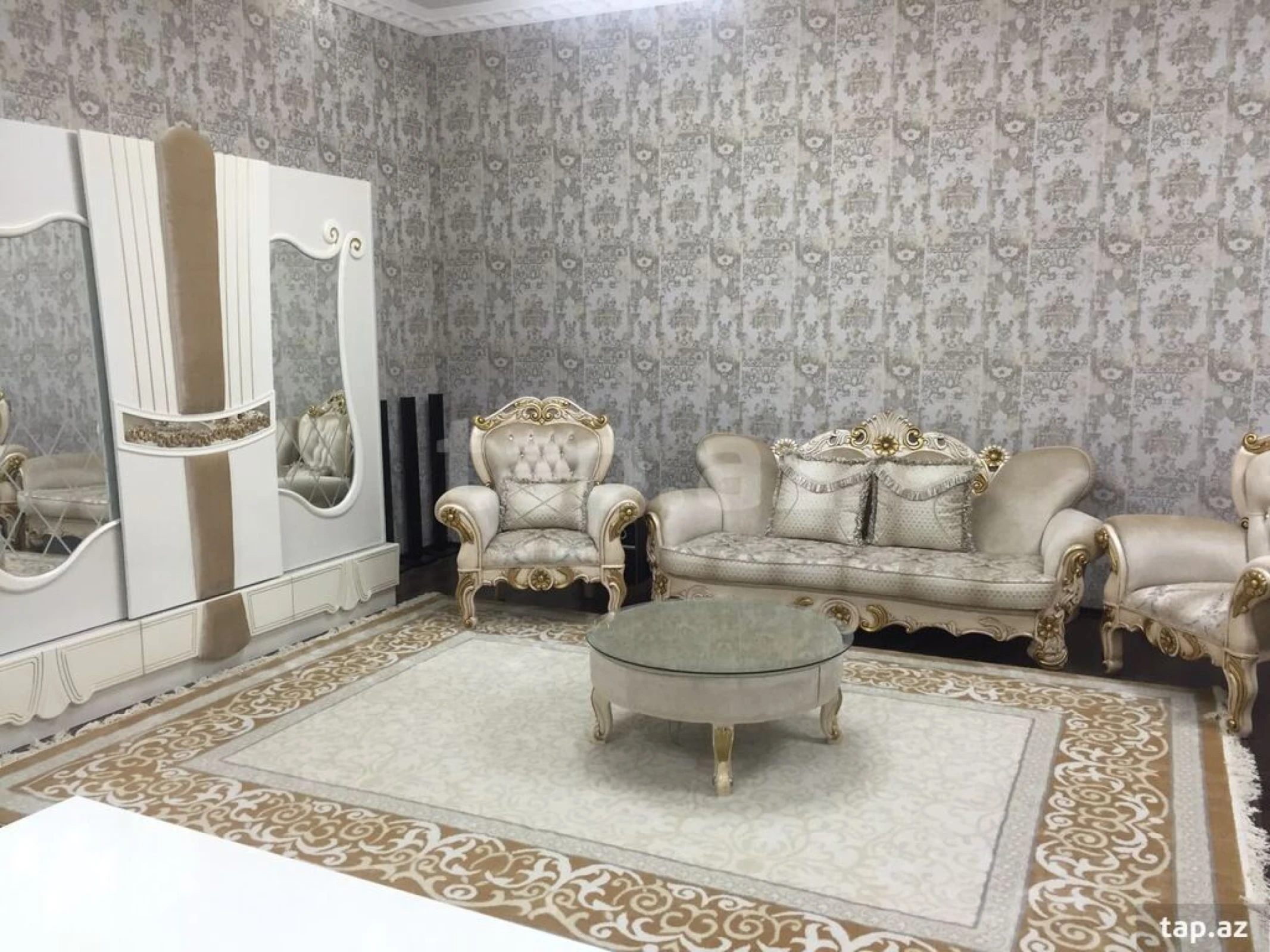 Kirayə verilir 5 otaqlı həyət evi