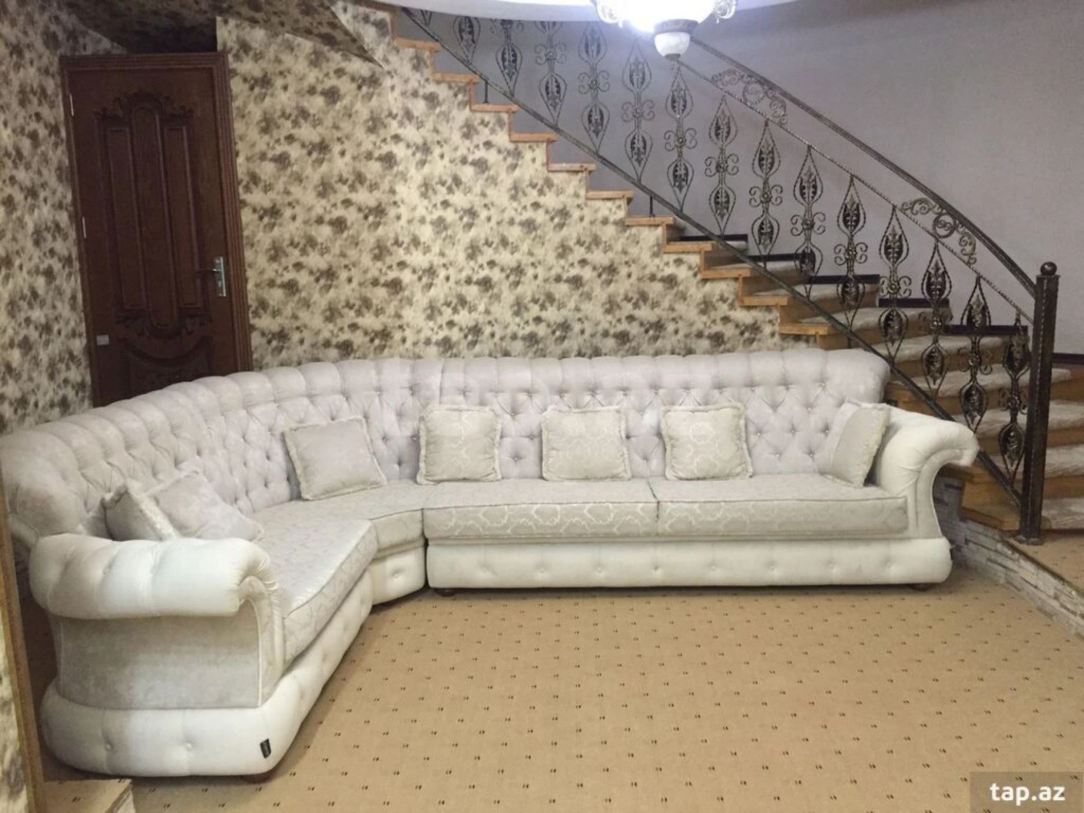 Kirayə verilir 5 otaqlı həyət evi