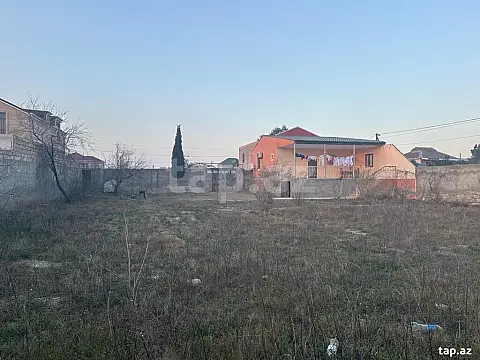 Satılır 3 otaqlı həyət evi