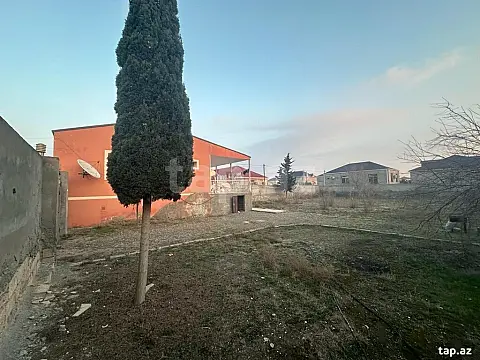 Satılır 3 otaqlı həyət evi