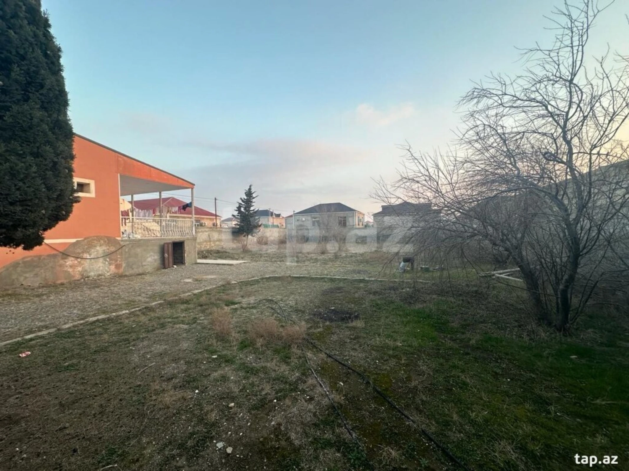 Satılır 3 otaqlı həyət evi