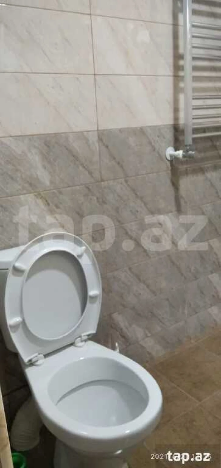 Kirayə verilir 3 otaqlı həyət evi