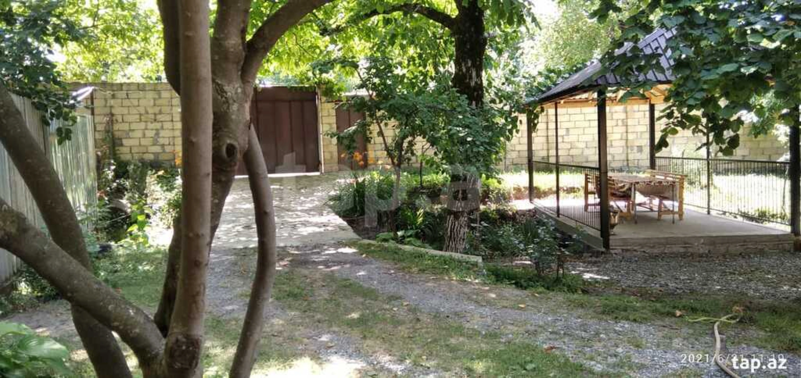 Kirayə verilir 3 otaqlı həyət evi