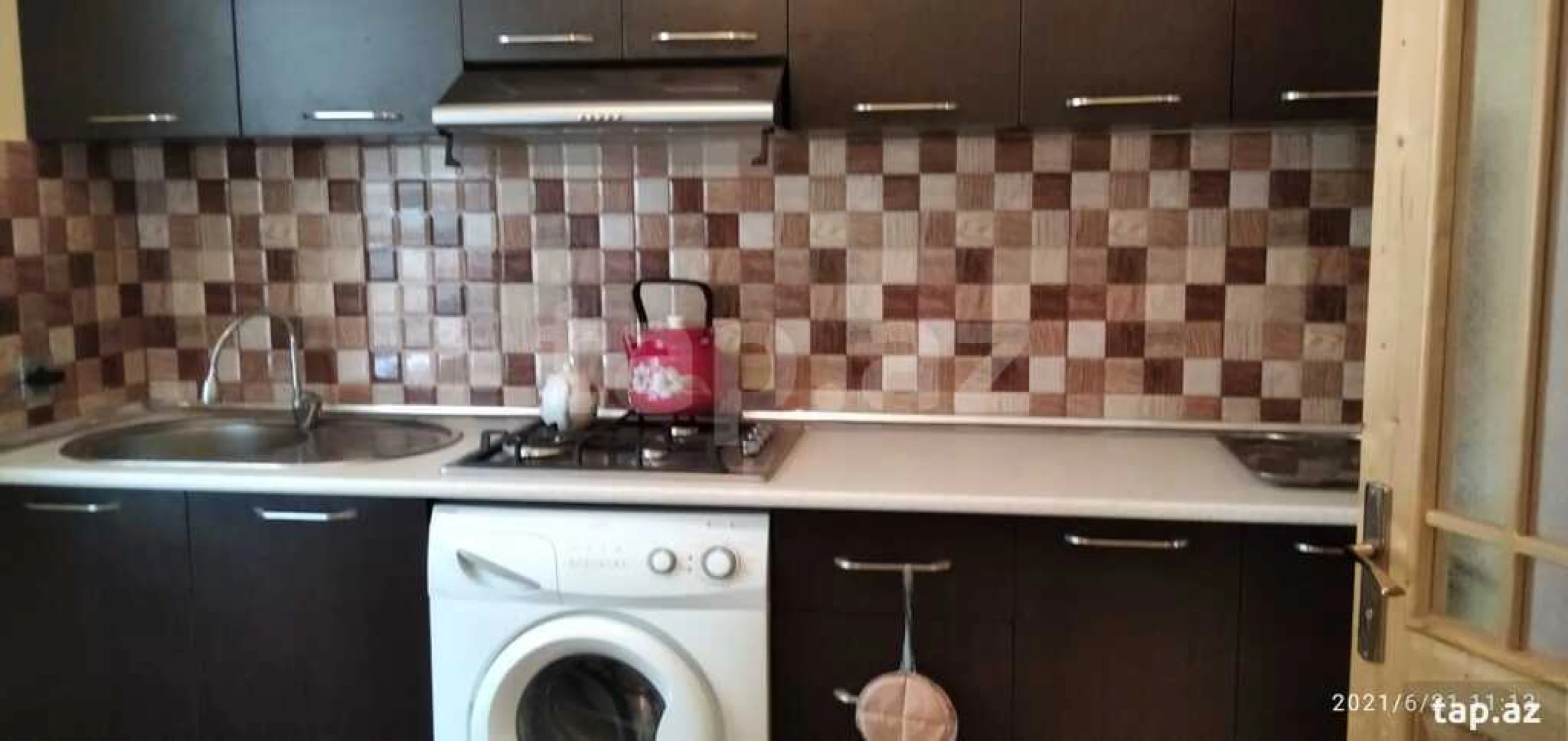 Kirayə verilir 3 otaqlı həyət evi