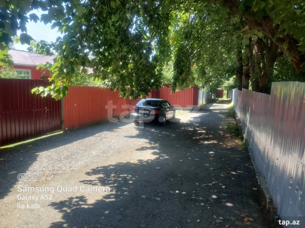 Kirayə verilir 3 otaqlı həyət evi